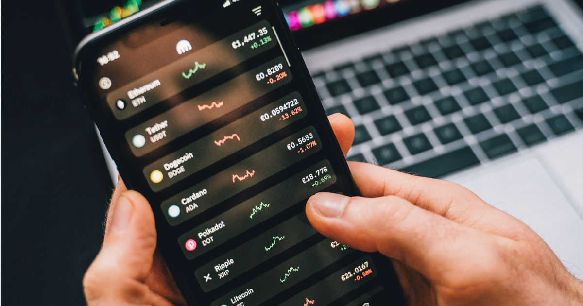 TradyXS destaca por ofrecer una experiencia optimizada para quienes buscan operar o invertir en Forex